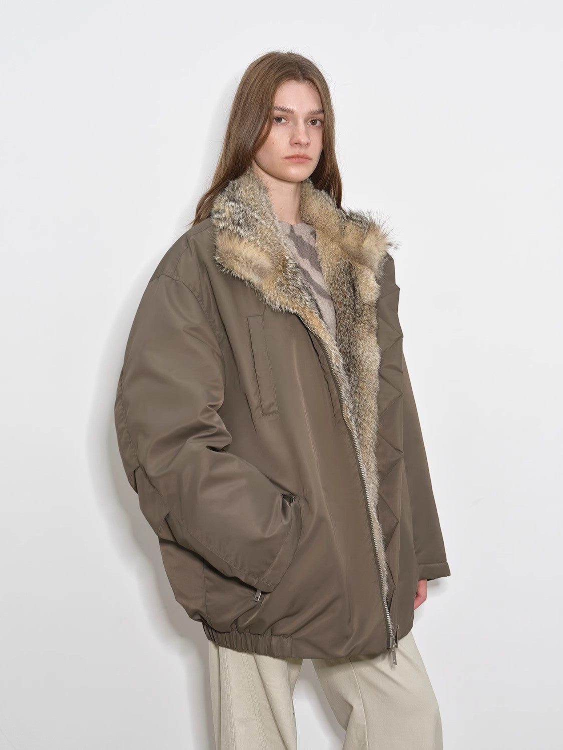 Travel Notes Fashionable warm and fluffy waterproof outdoor fox fur collar removable down parka for winter-1
