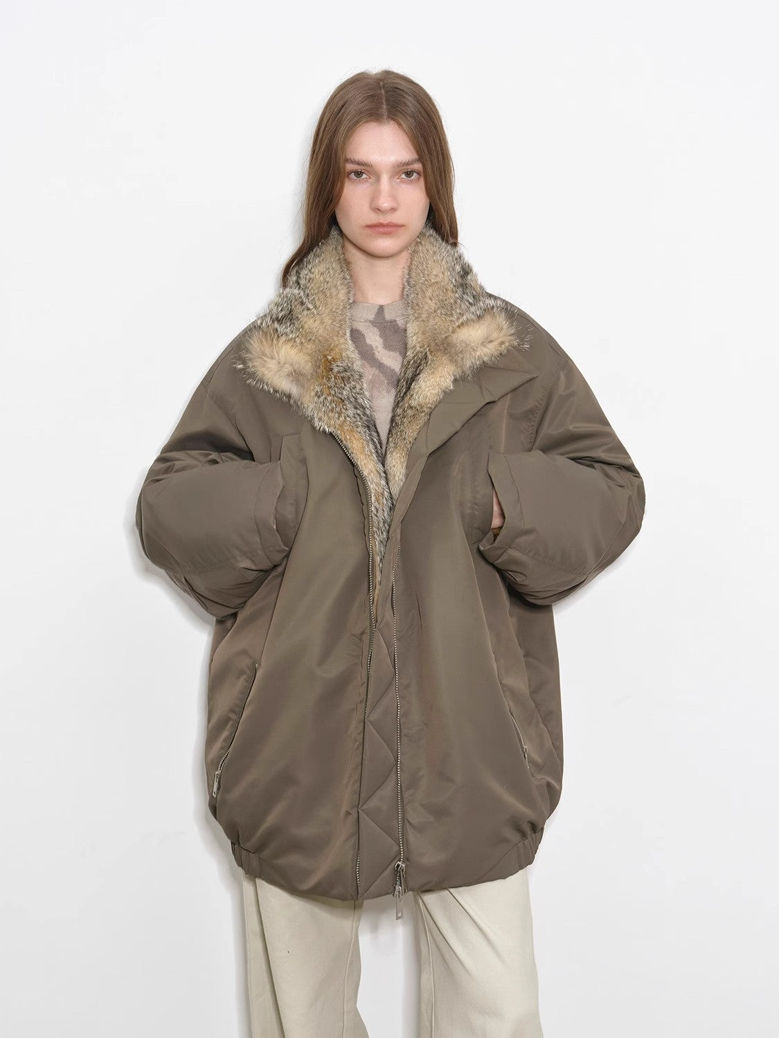 Travel Notes Fashionable warm and fluffy waterproof outdoor fox fur collar removable down parka for winter-2