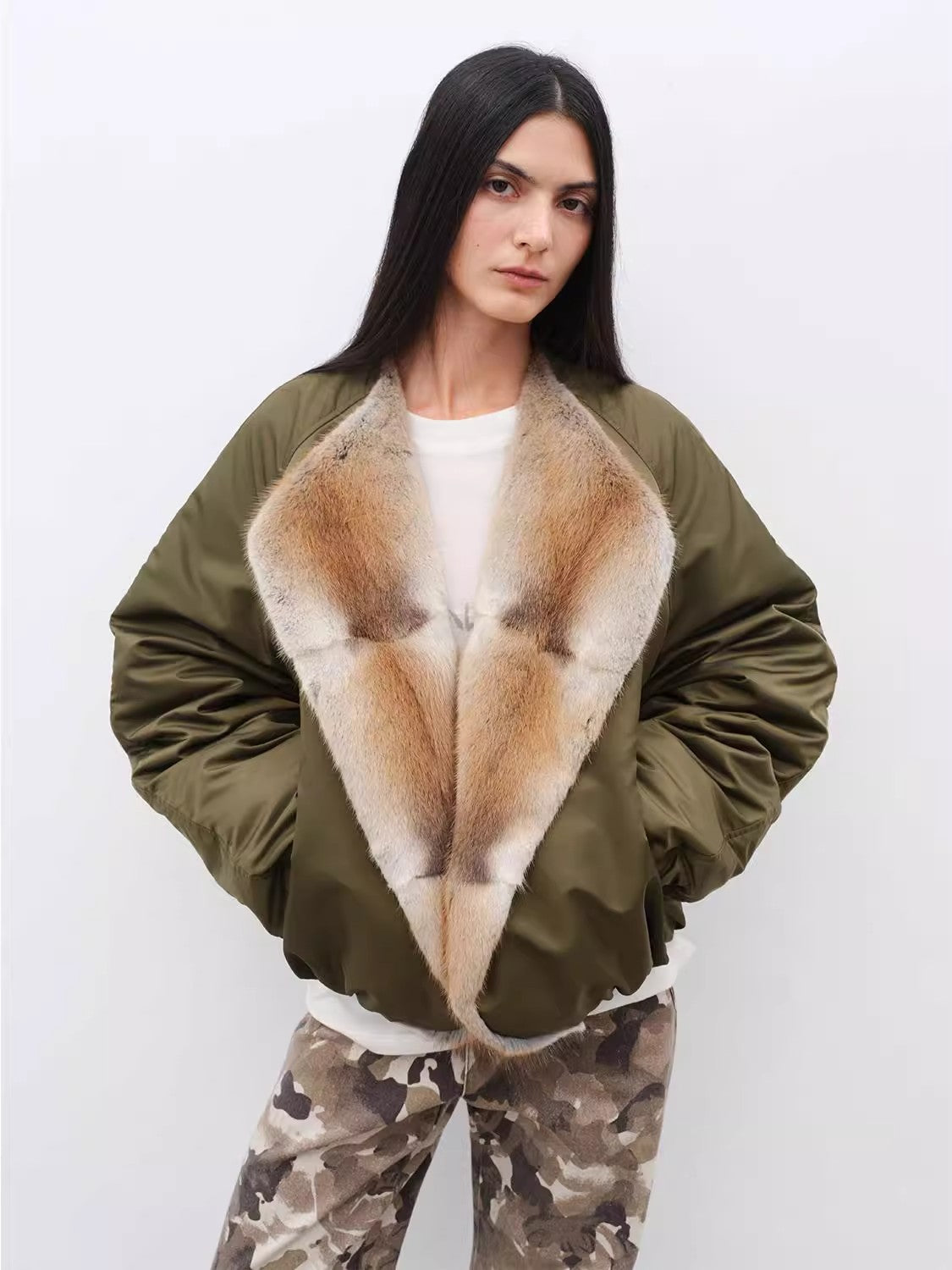 Hull Contract Colorblocked Fur Round Neck Short Parka Jacket-2