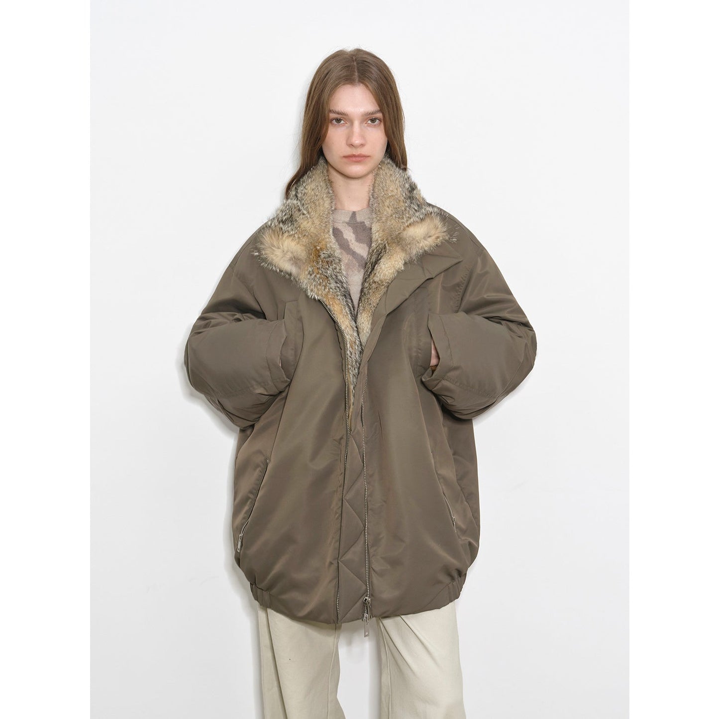 Travel Notes Fashionable warm and fluffy waterproof outdoor fox fur collar removable down parka for winter-5