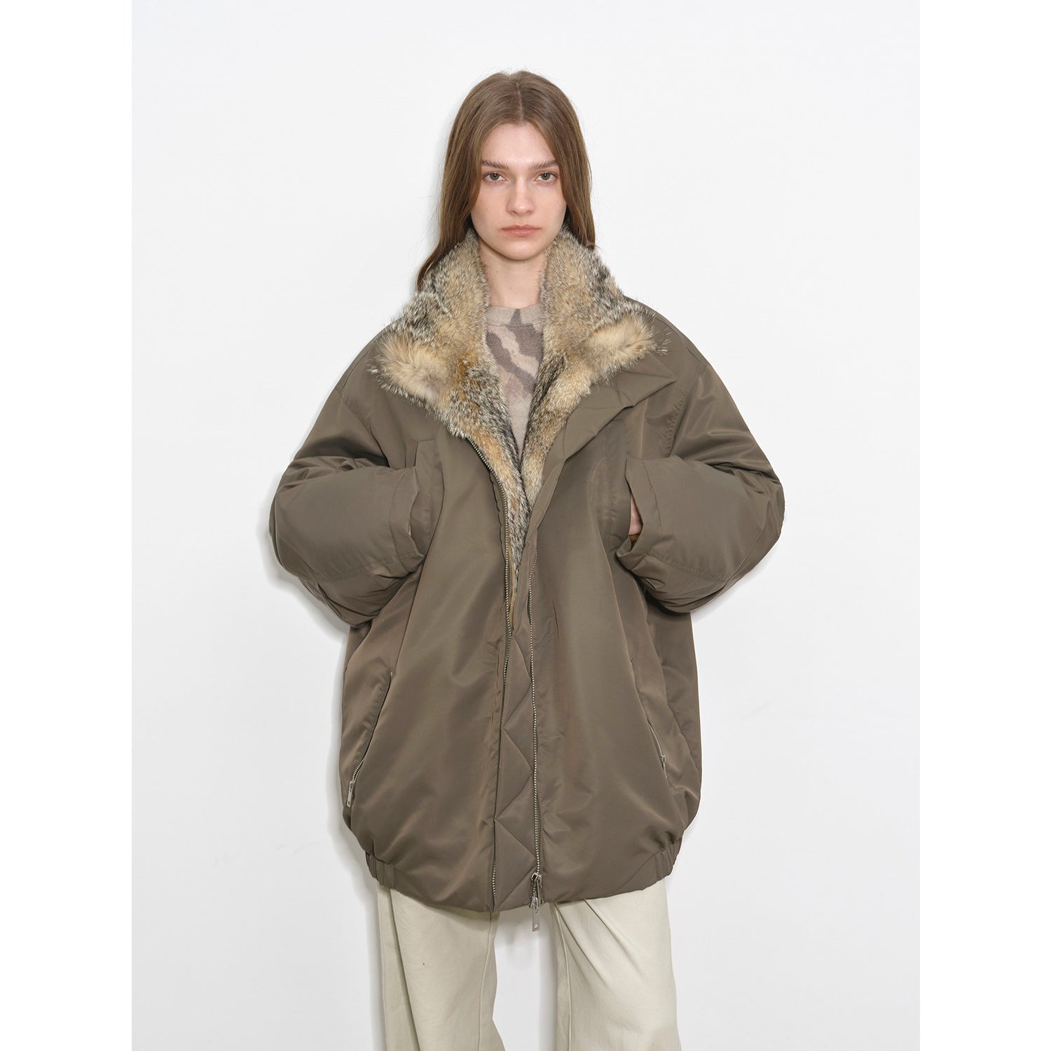 Travel Notes Fashionable warm and fluffy waterproof outdoor fox fur collar removable down parka for winter-5